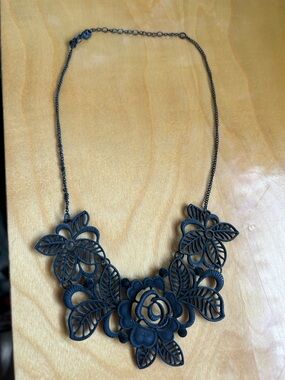 Black Floral Lace Statement Necklace - Women Jewelry